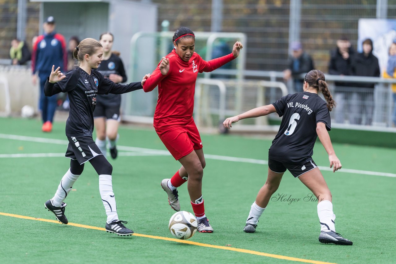 Bild 415 - wCJ VfL Pinneberg - Eimsbuettler TV : Ergebnis: 0:3